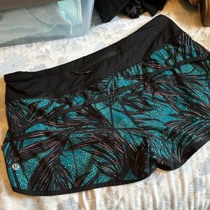 Lululemon size 8 lower rise shorts